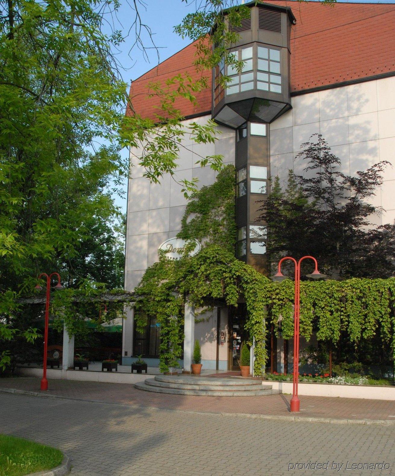 Go Cracow Resort Krasków Exterior foto